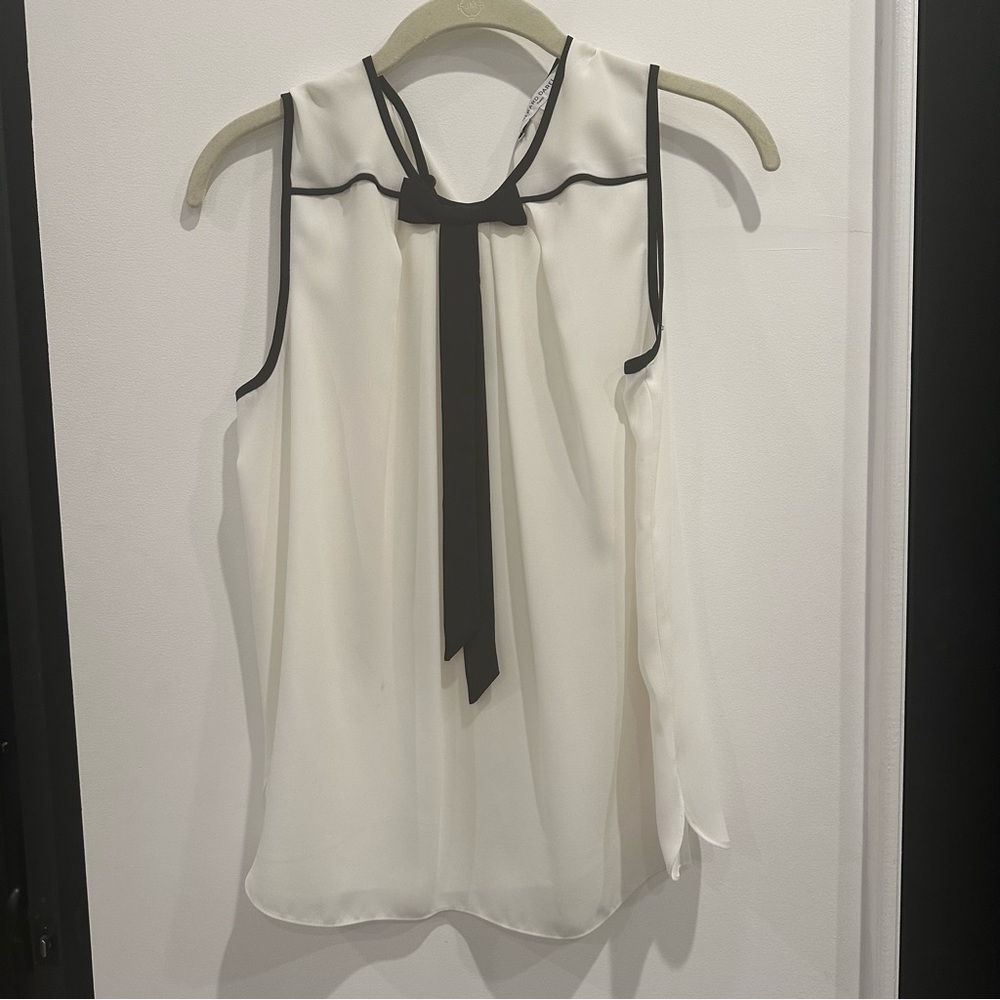 Gerard Darrel Blouse with Bow